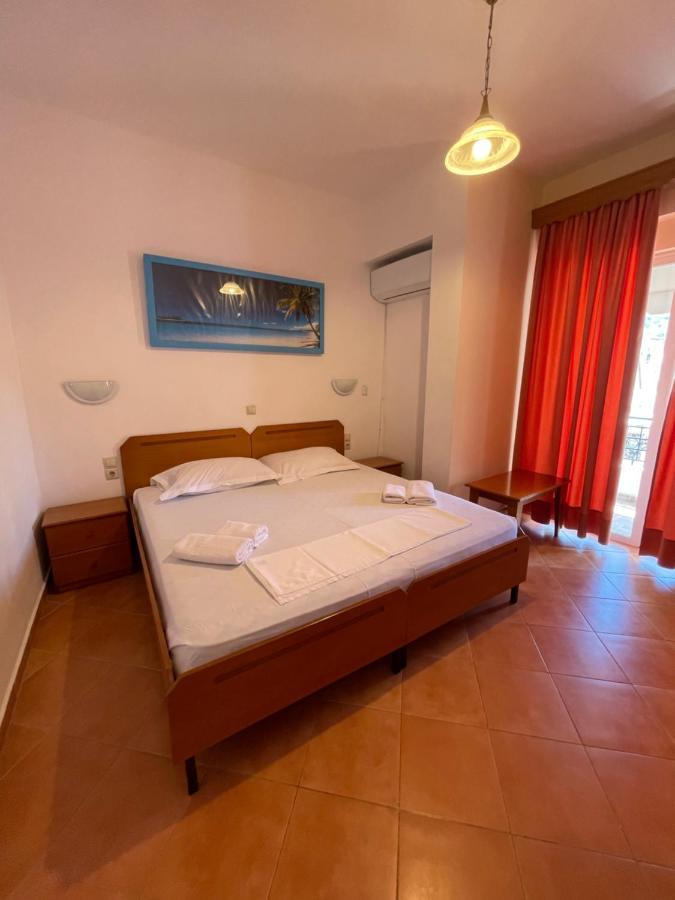Hotel Rai Sarande Exterior photo
